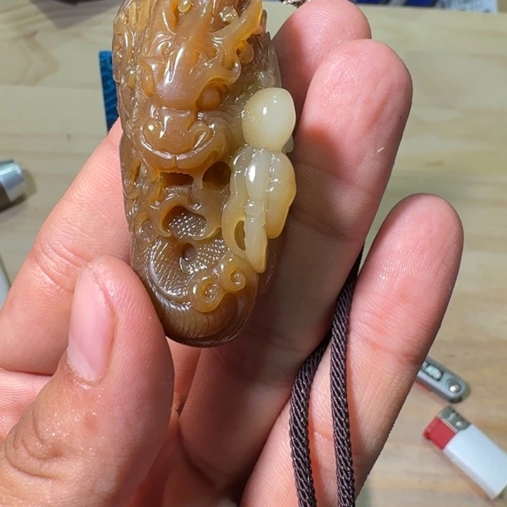 未镶嵌和田玉（糖玉）车挂