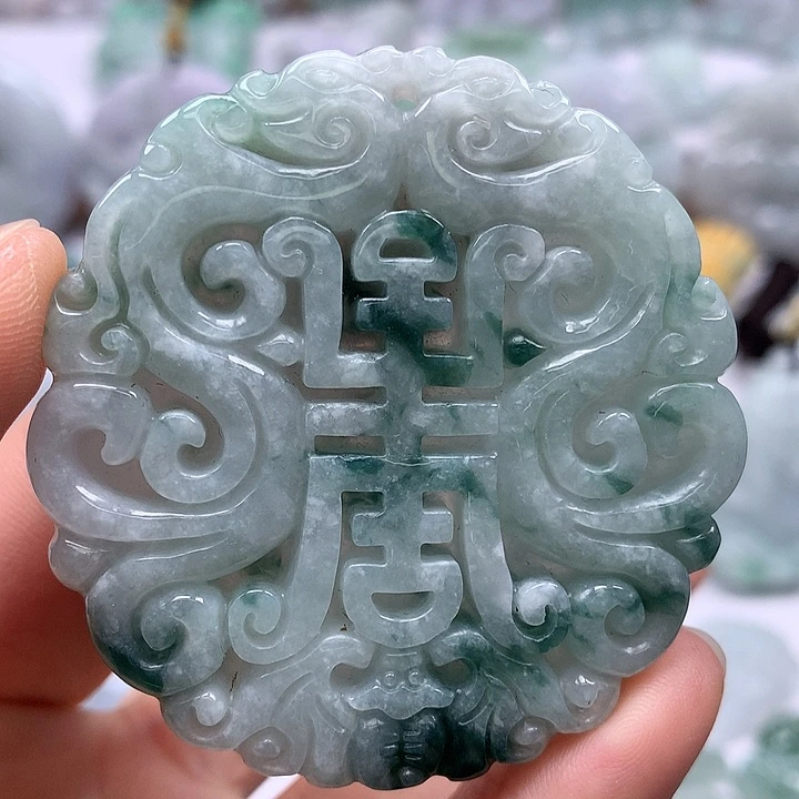 翡翠未镶嵌颈饰仿古龙行天下福利