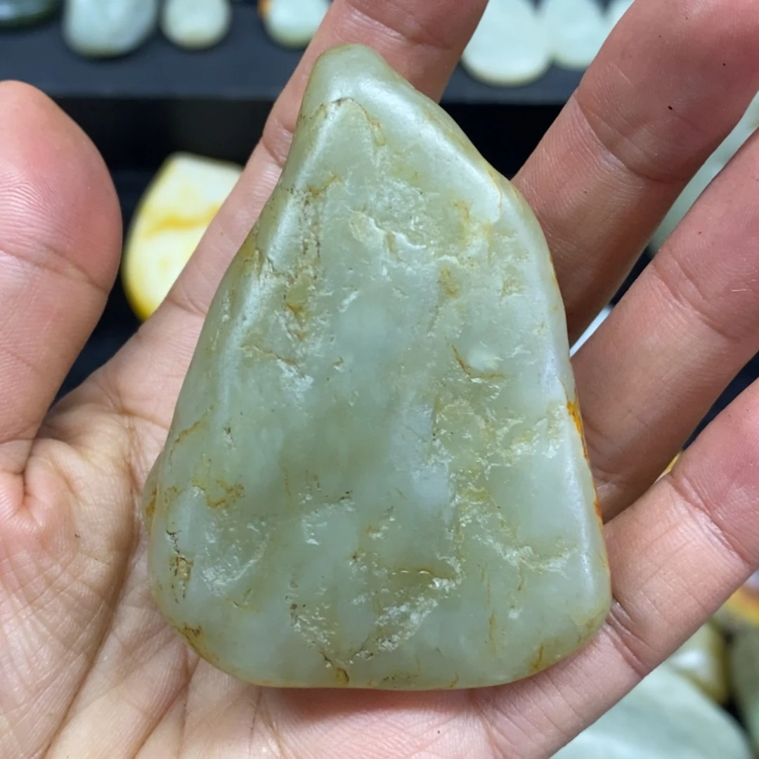 未镶嵌和田玉（子料）摆件