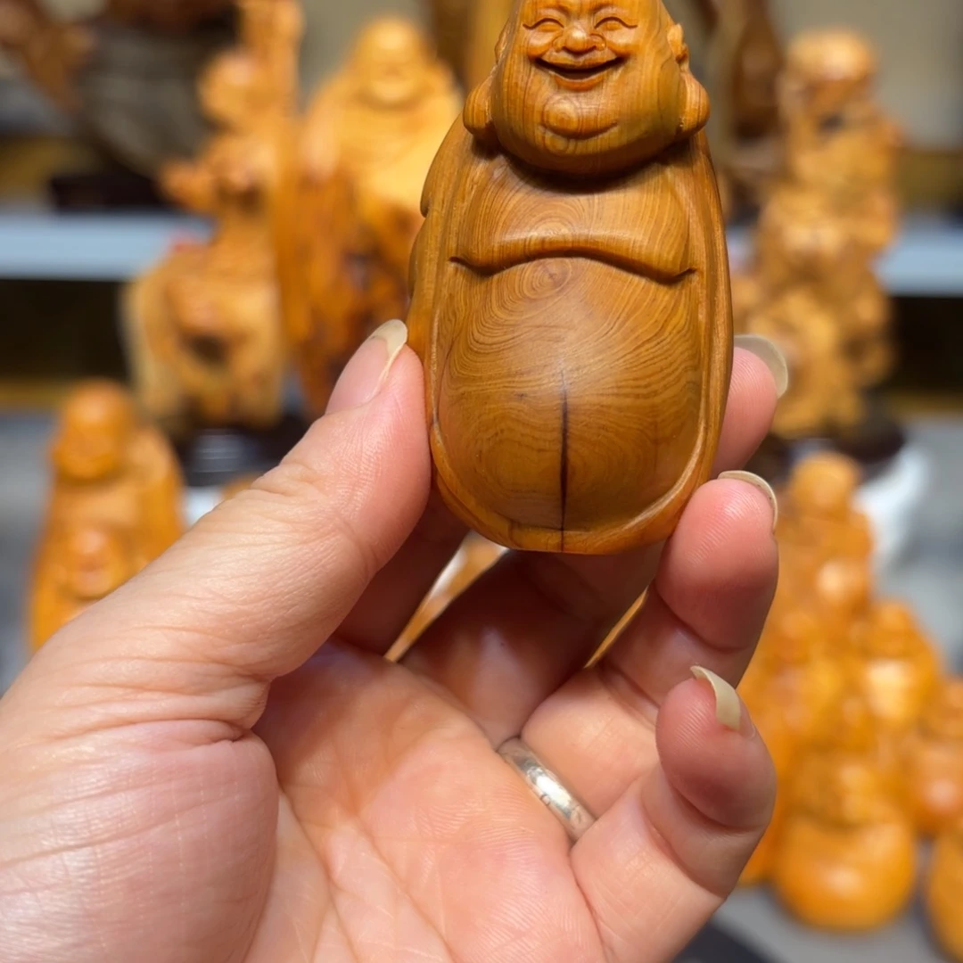 木太行崖柏弥勒佛