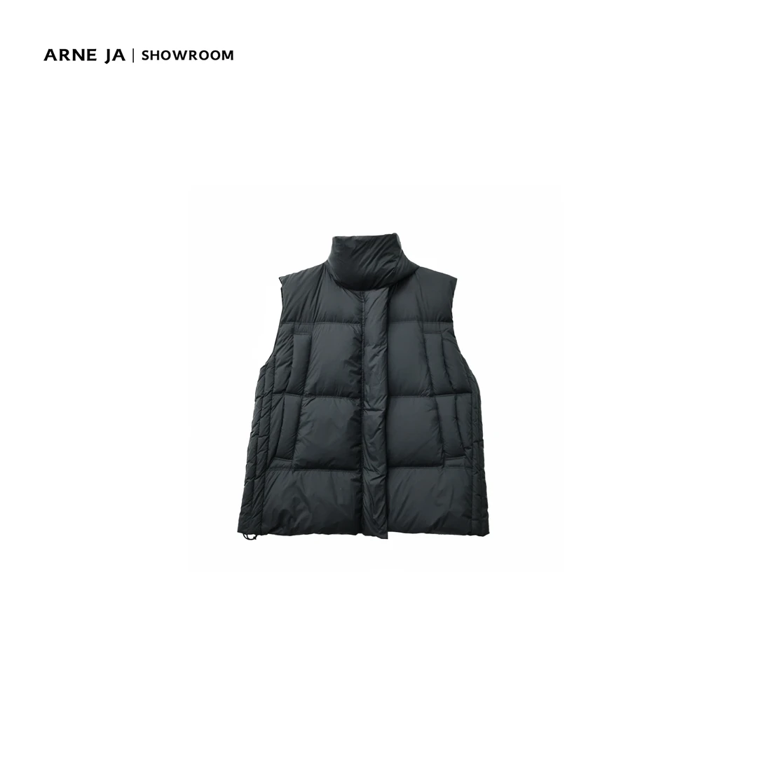 ARNE JA｜“胶囊衣橱”自在廓形御寒零压感90鹅绒马甲D3Y1131W