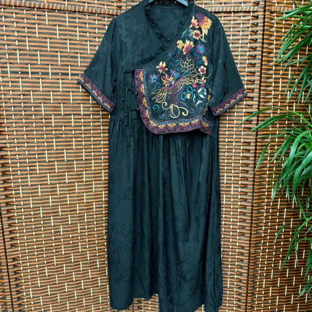 苗绣民族风刺绣长连衣裙