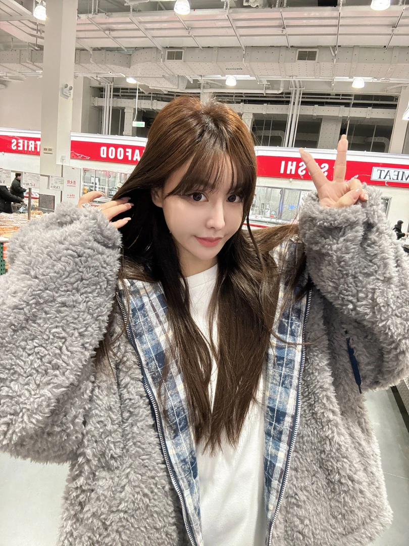 【HoorayLin】sKycaptain 毛绒连帽对格灰色过冬大外套#LHD1111