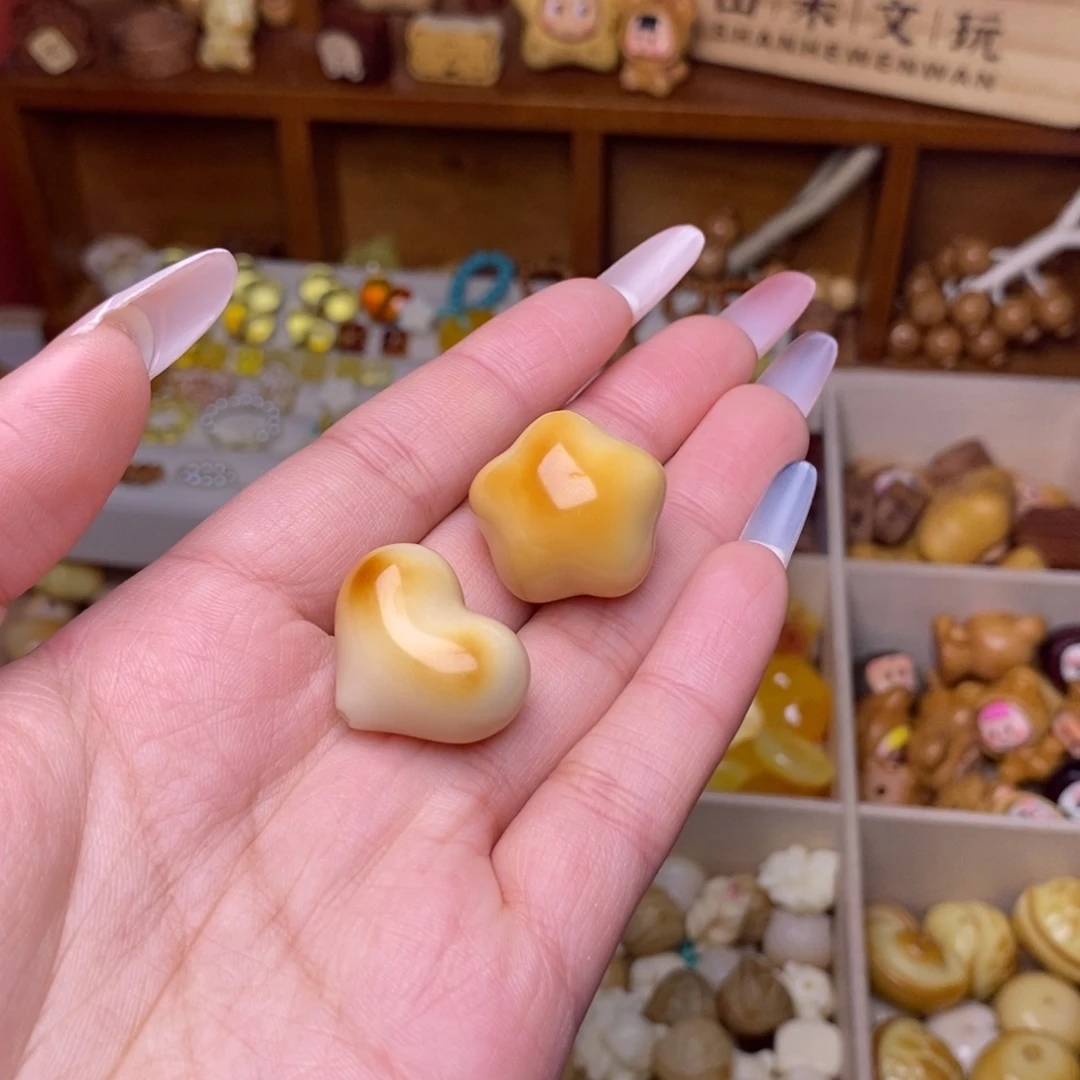 吊坠猴头核桃爱心星星