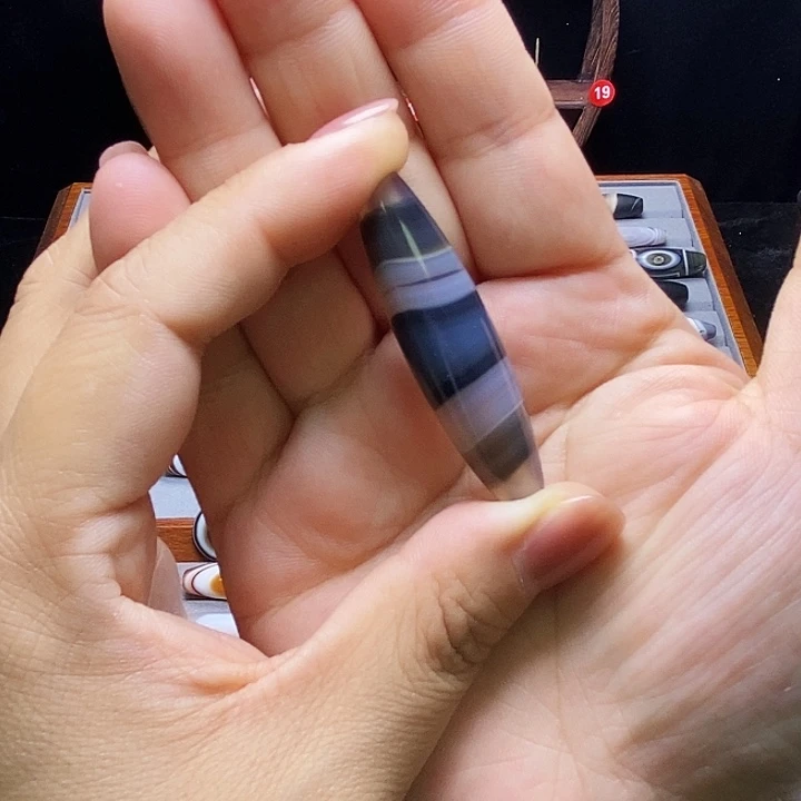 辣***f玛瑙/玉髓未镶嵌颈饰