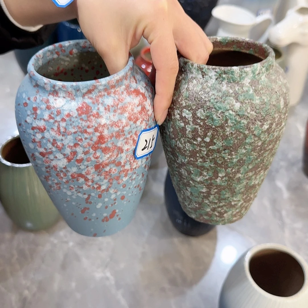 瓶欣*两个花花陶瓷高16厘米微瑕