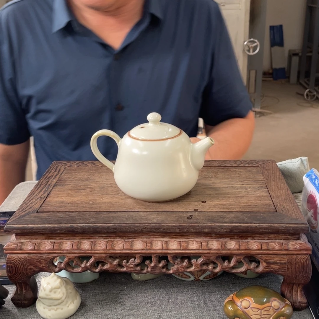 瓷片月白釉葫芦壶