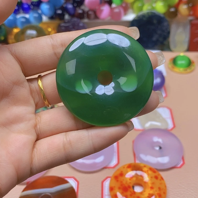 【闪购商品】玛瑙/玉髓颈饰未镶嵌麦*。