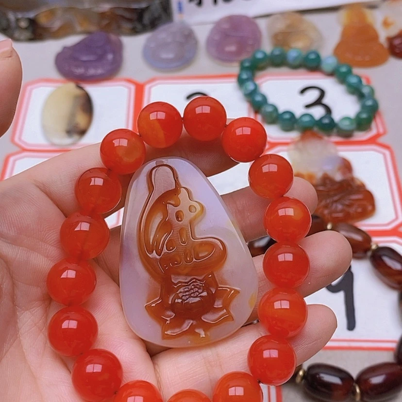 【闪购商品】玛瑙/玉髓未镶嵌珠宝半成品天****。