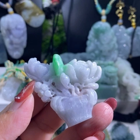 【闪购商品】颈饰未镶嵌翡翠花兰