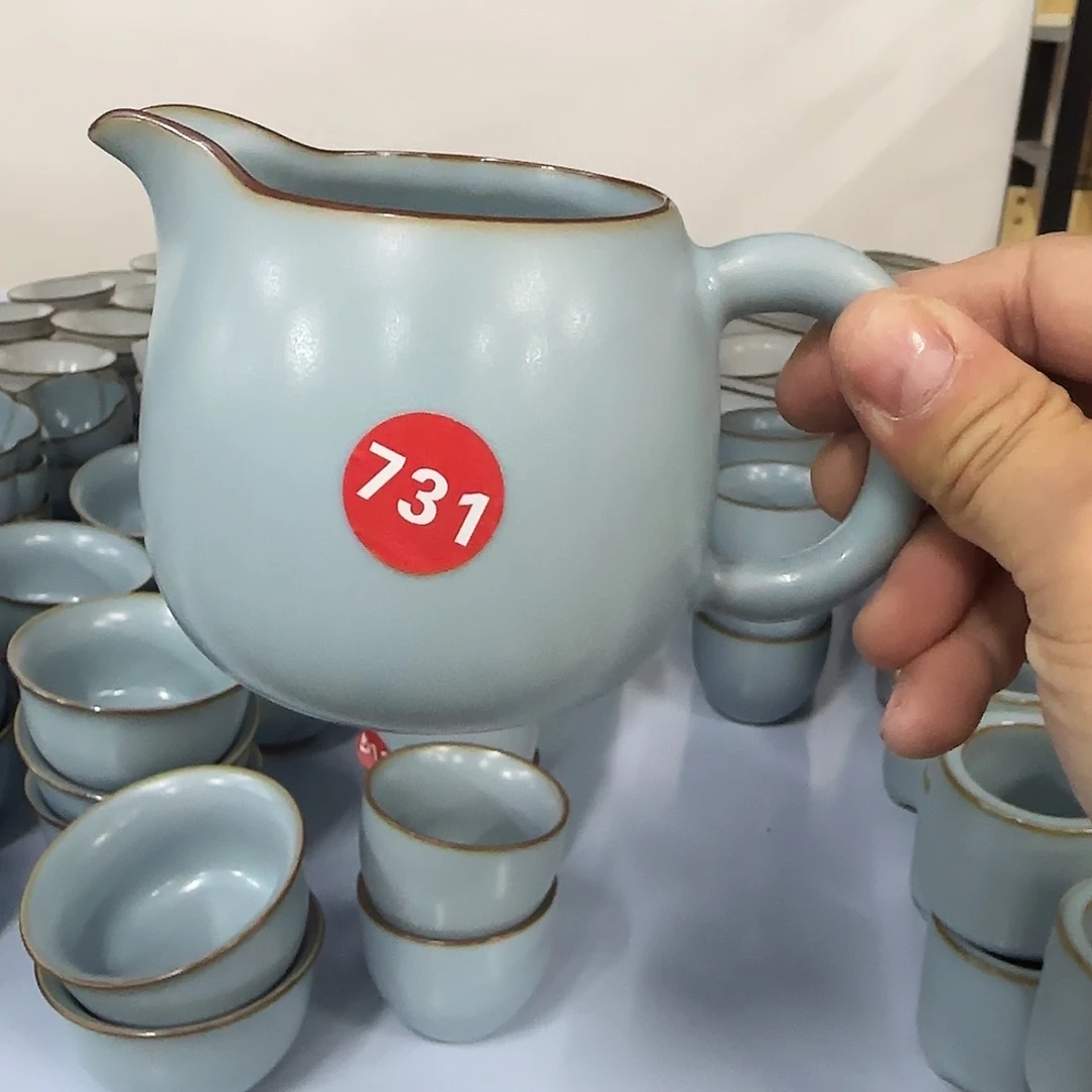 瓷片小微微瑕，闭眼入。