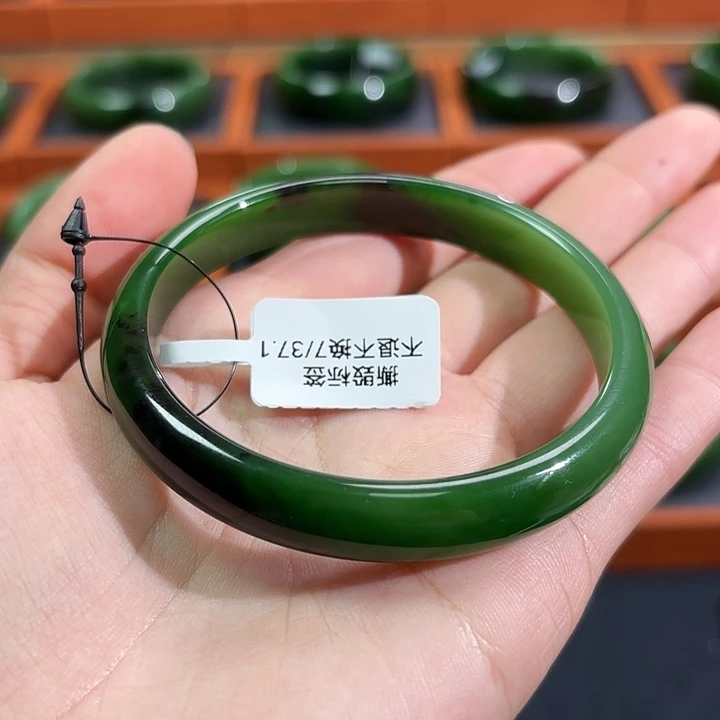 和田玉（碧玉）未镶嵌手镯双耳挂皮5960