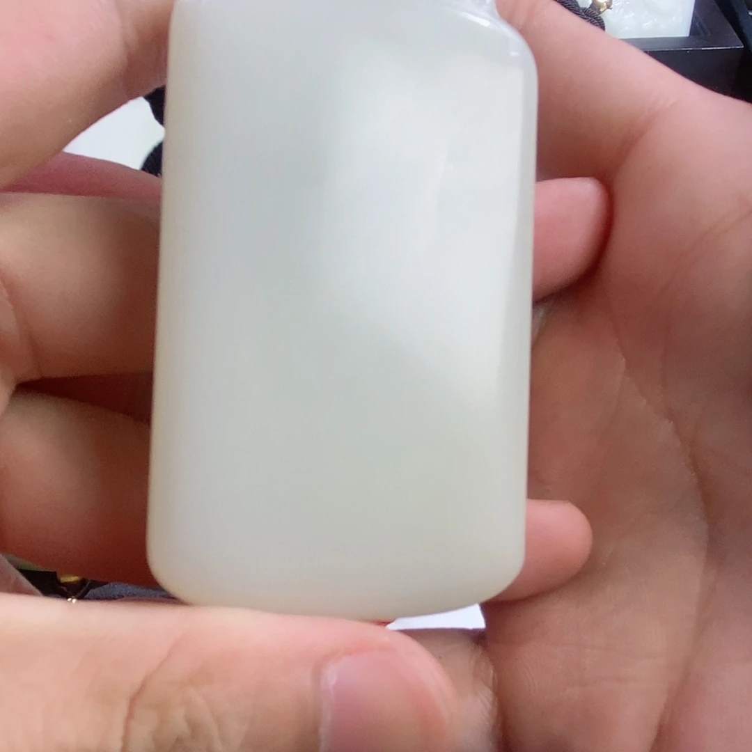 玉?中间国玉出品黑山无事牌（顺丰）