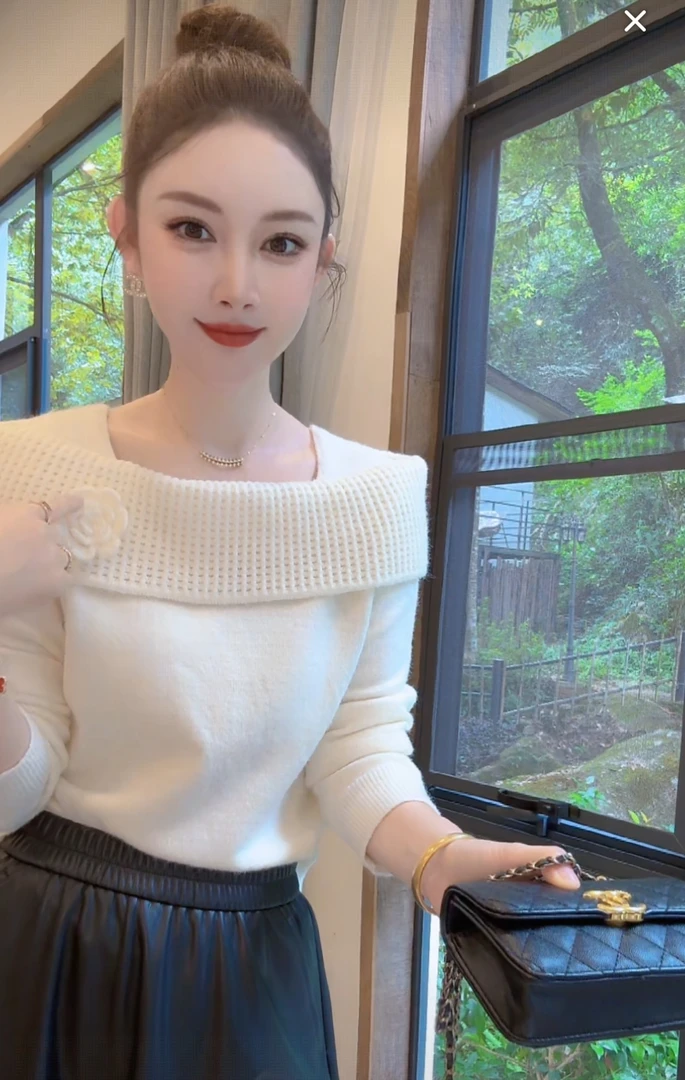 Nalian/拿恋豆子优选-时尚韩系一字肩翻领长袖毛衣女   DZ98963