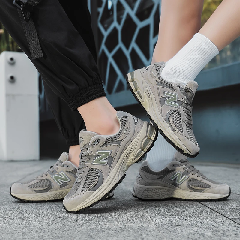 【头层真皮ln】新款潮流设计款情侣款运动鞋2002R