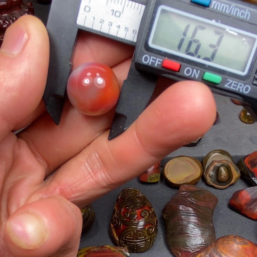 南红玛瑙珠子未镶嵌