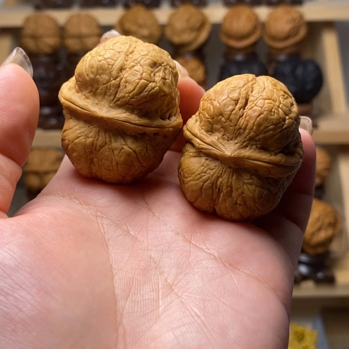 吊坠文玩核桃41方尊Y05