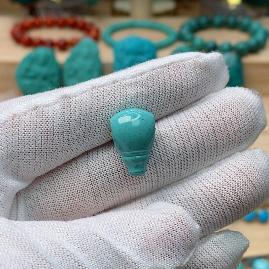 未镶嵌绿松石珠宝奇石