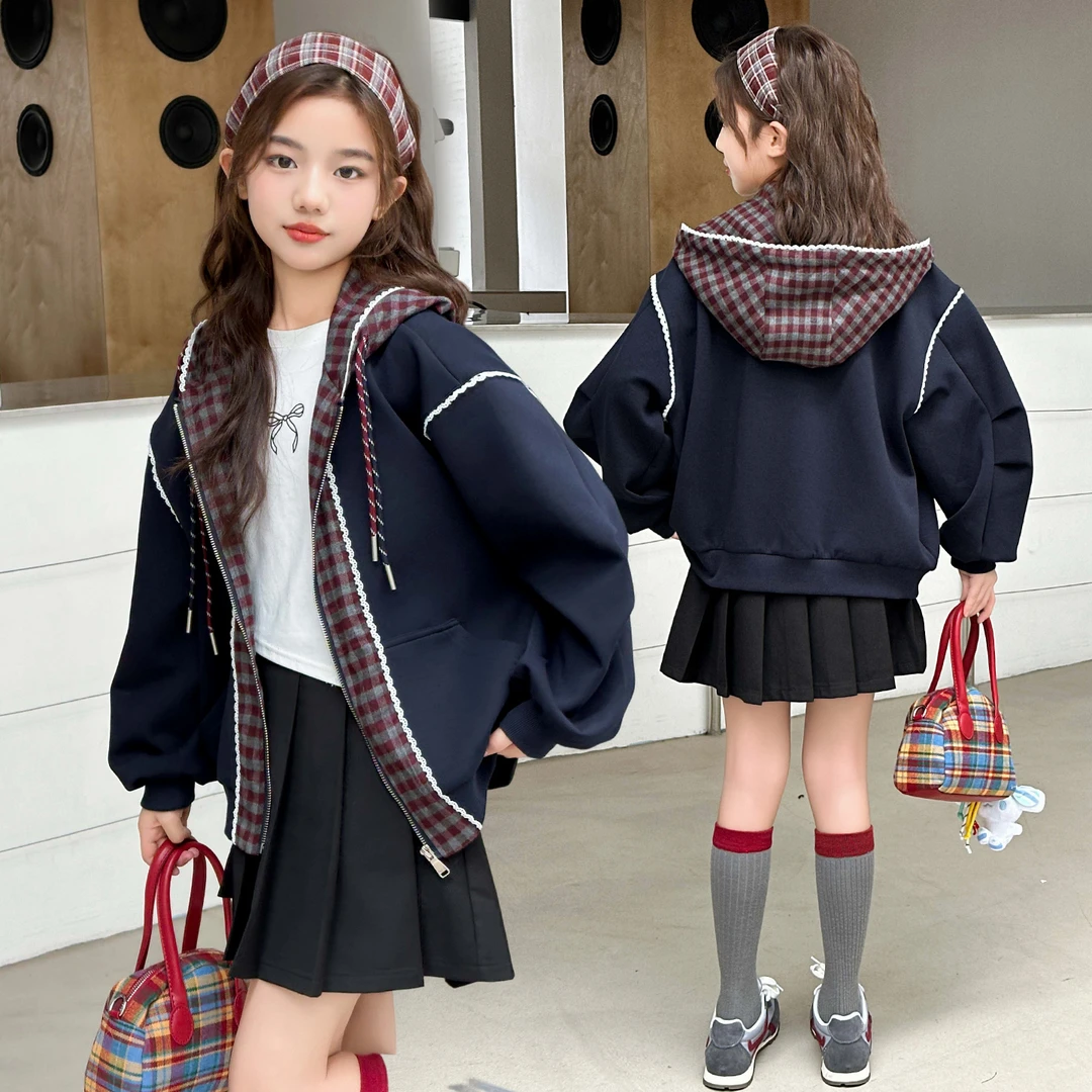 女童秋装假两件外套春秋2025新款时尚洋气8岁中大童宽松夹克连帽