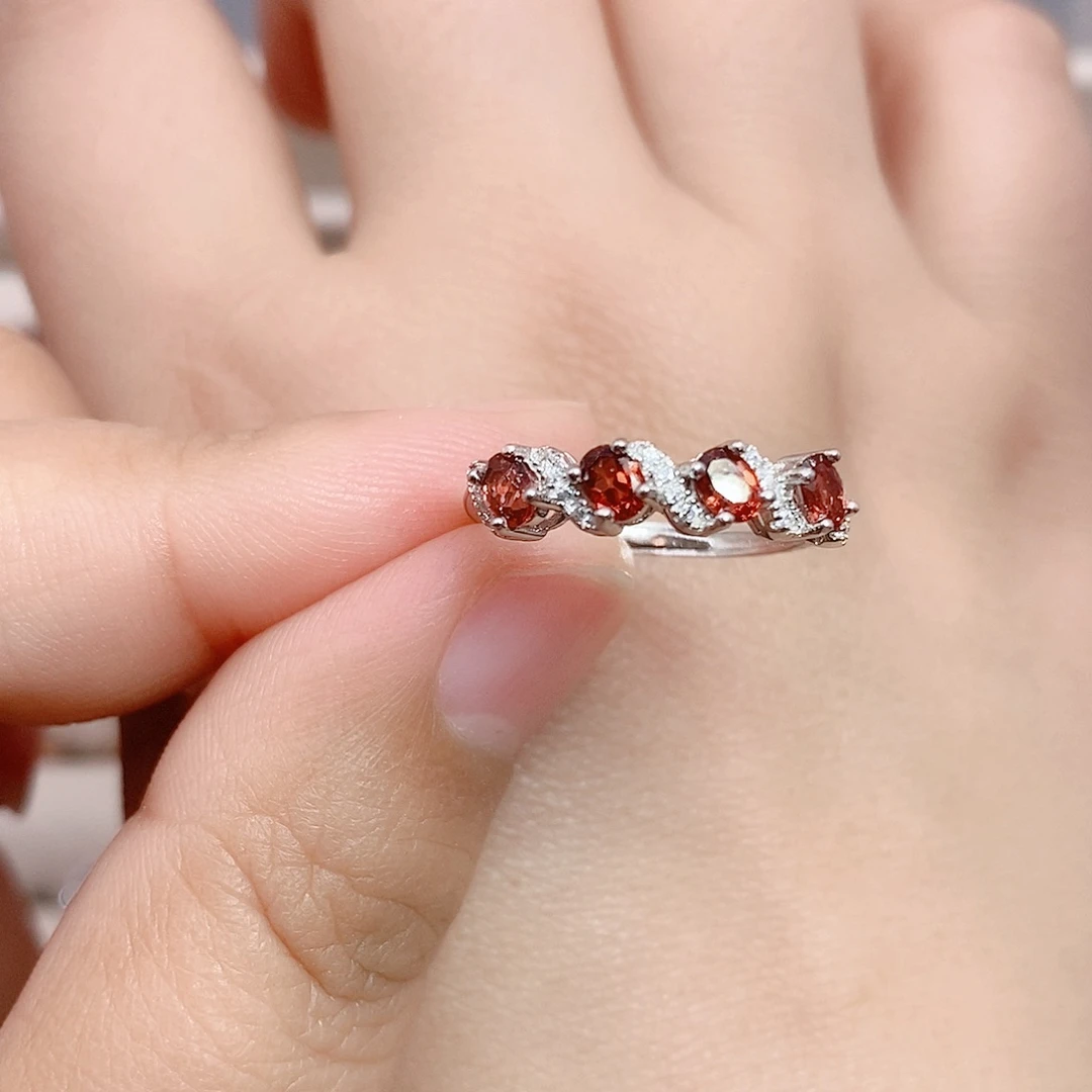 戒指石榴石银S925镶嵌戒指