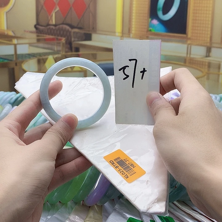 未镶嵌手镯翡翠翡翠