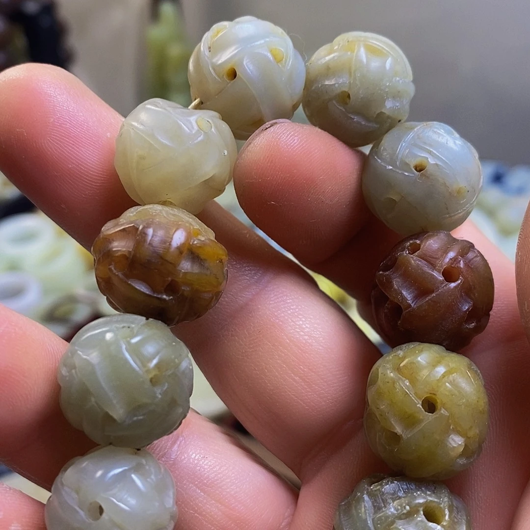 和田玉（糖玉）未镶嵌手链