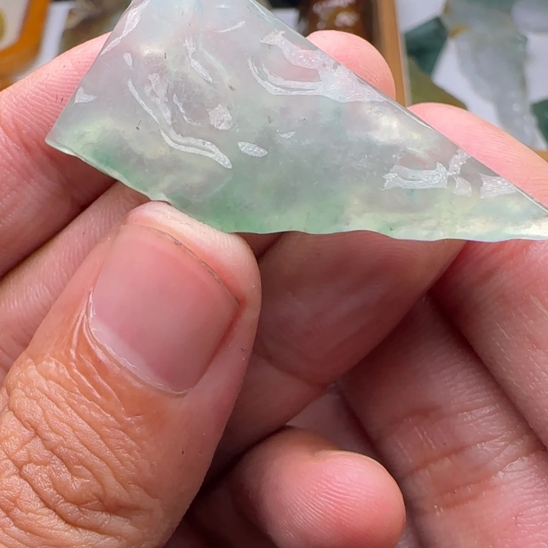 定制翡翠未镶嵌不包工