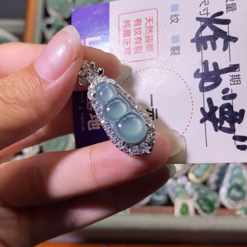 【闪购商品】翡翠未镶嵌颈饰天然