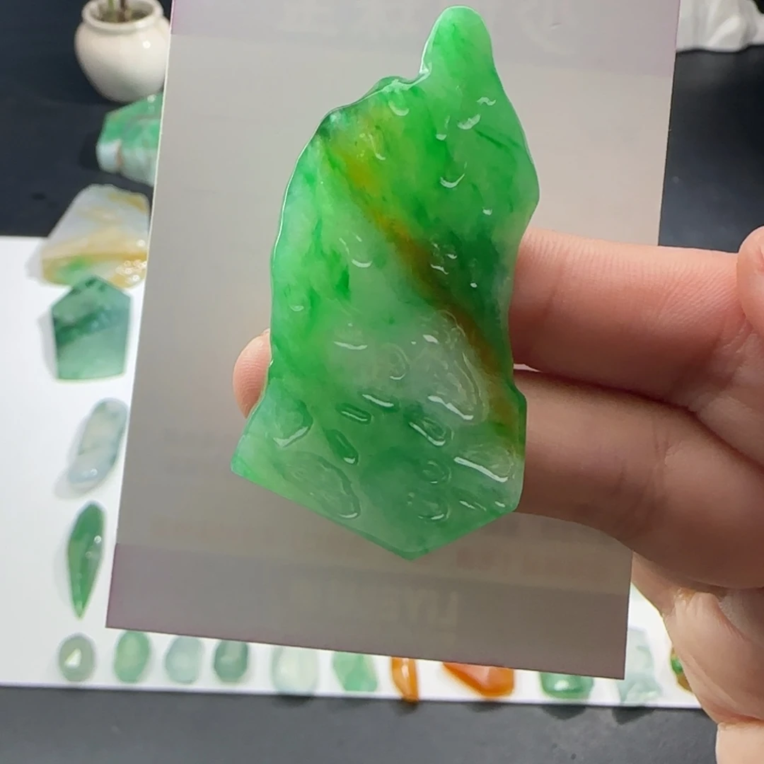 定制翡翠未镶嵌材料