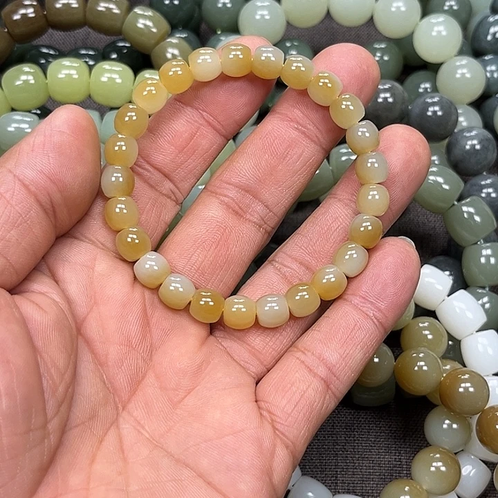 允***性和田玉未镶嵌手链