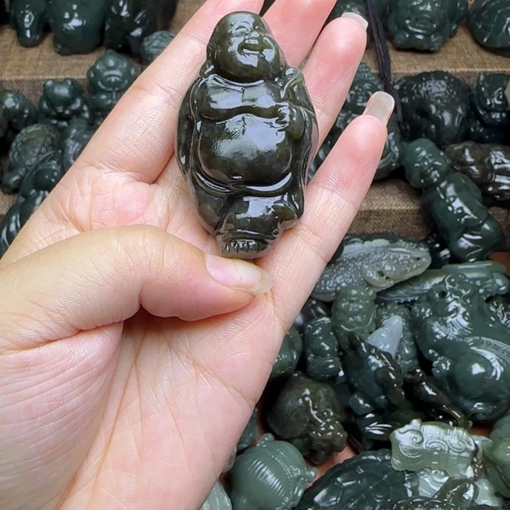 和田玉（糖玉）未镶嵌颈饰