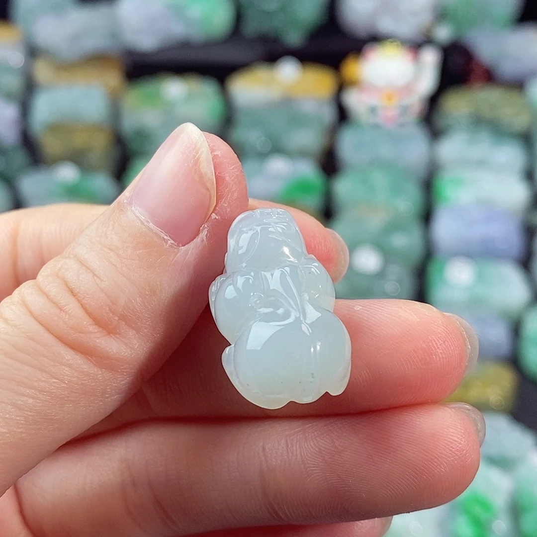 颈饰未镶嵌翡翠天然