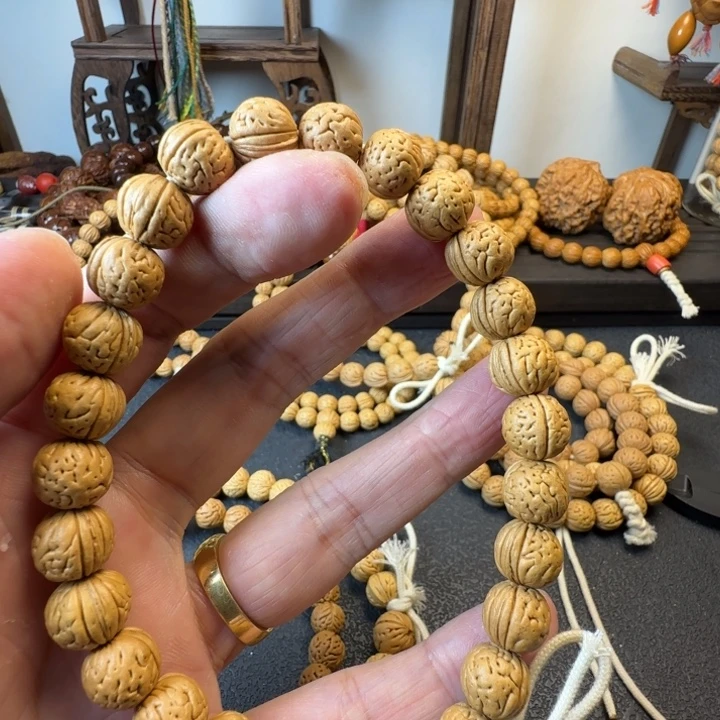 大***哥桃核手串桃核手串