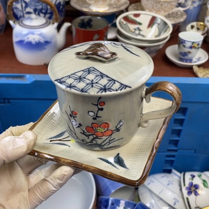 他家瓷器真美…开播的