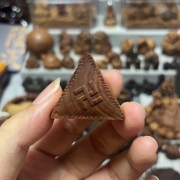 大***）檀香木其他印度迈索尔老山檀香