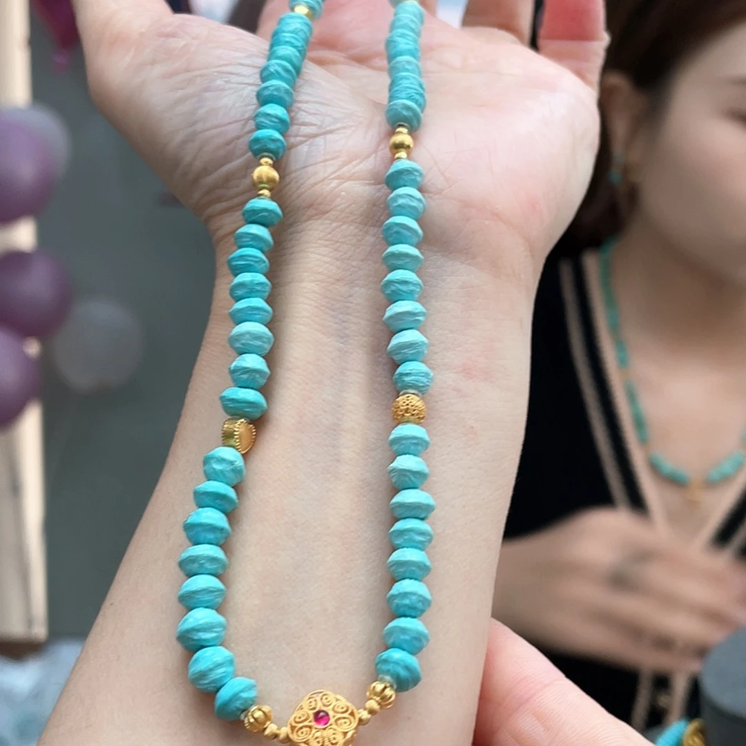 绿松石18K金镶嵌颈饰