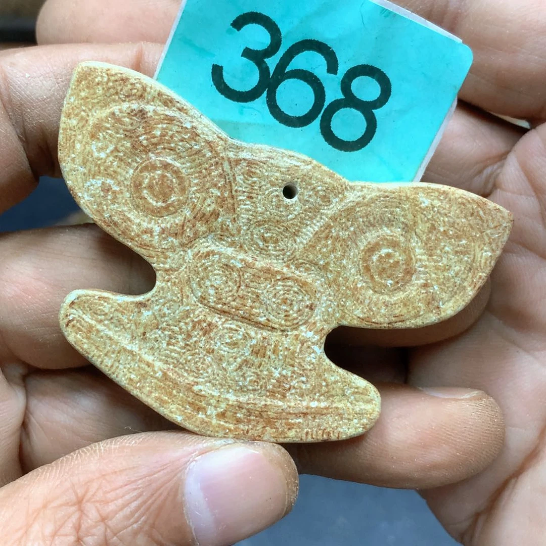 未镶嵌和田玉挂件