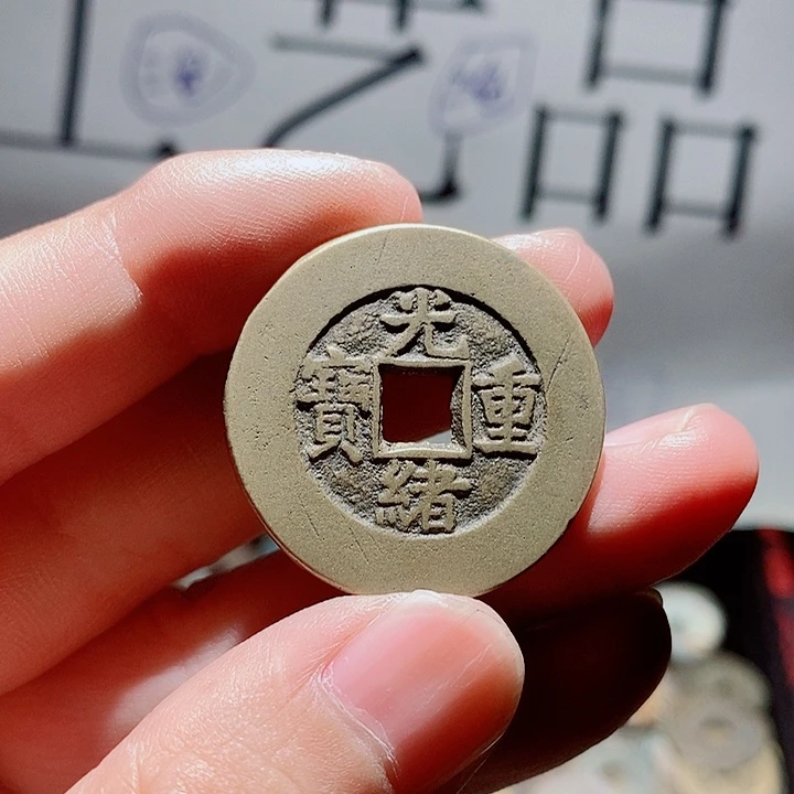 东***！小陈小陈  手机工艺品挂件  038