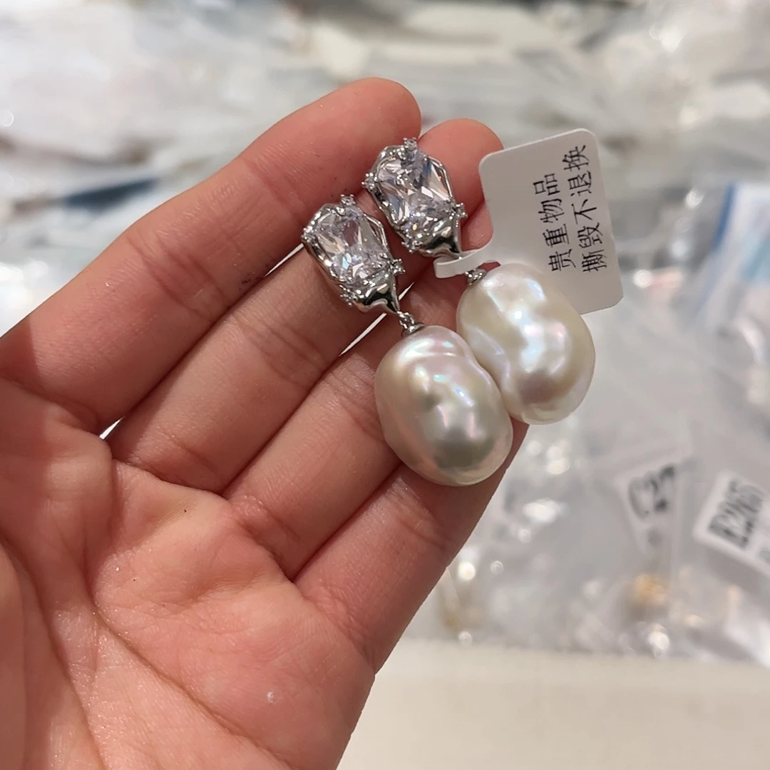 淡水珍珠耳饰合金