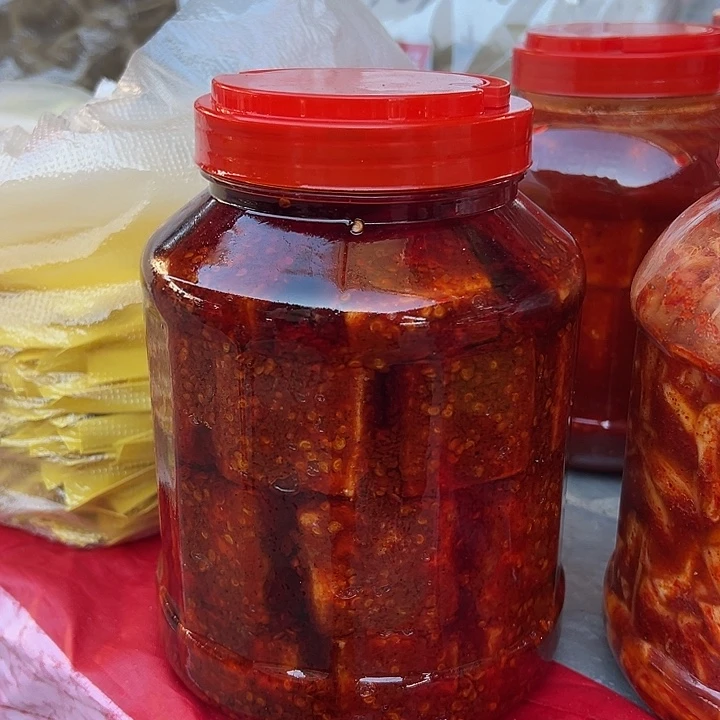 云南芒允豆腐乳油1瓶