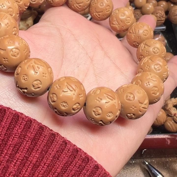 15左右小牌牌手串单圈