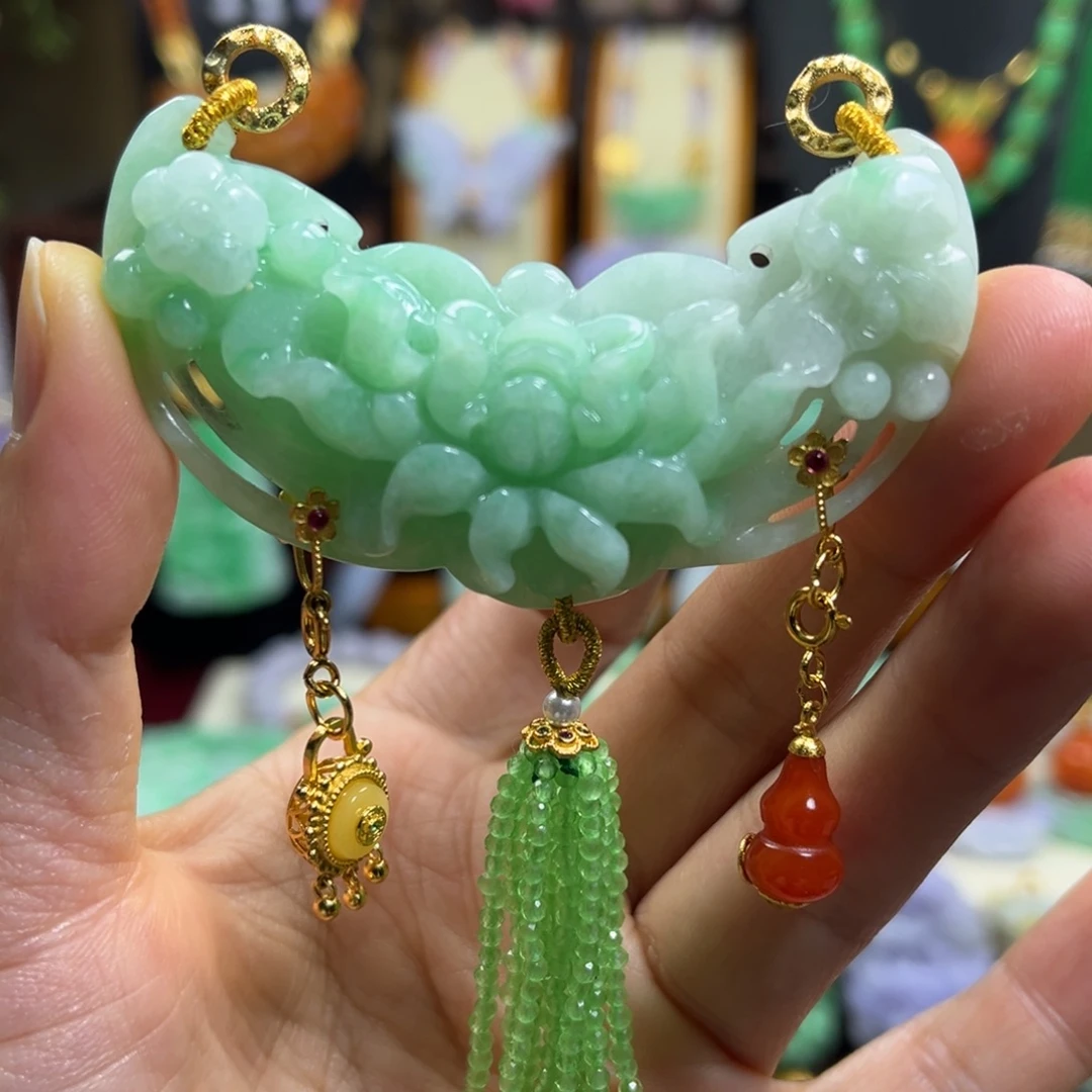 翡翠未镶嵌颈饰天然翡翠