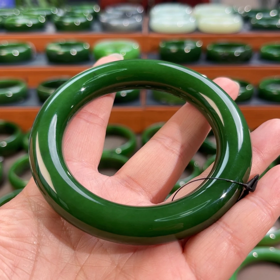 未镶嵌手镯和田玉（碧玉）