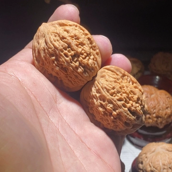 文玩核桃把件36尺莲花
