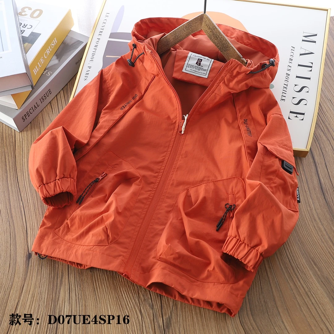 春季儿童外套拉链连帽款连肩袖休闲宽松外套P16