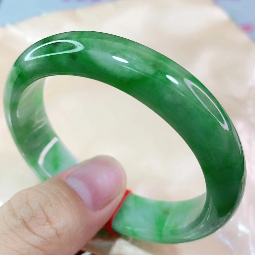 翡翠手镯未镶嵌52圈口贵妃强推完整