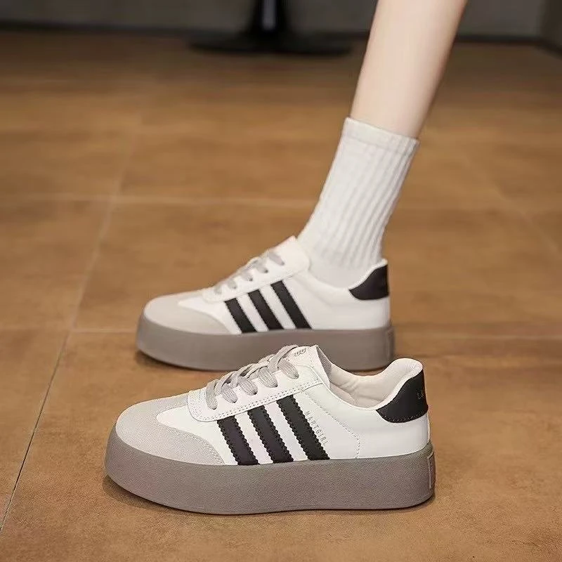 2025春季新款女士德训鞋软皮时尚百搭休闲鞋