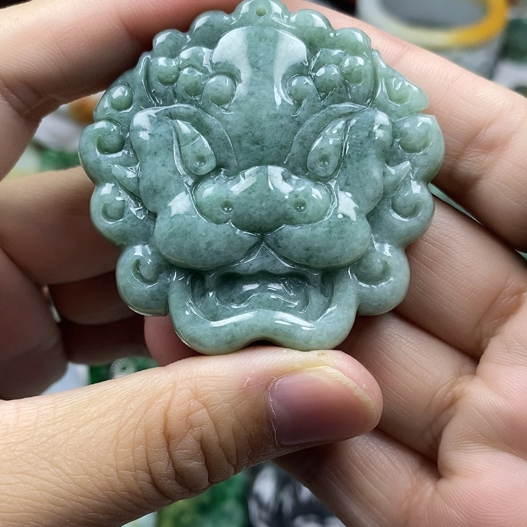 颈饰未镶嵌翡翠牌子