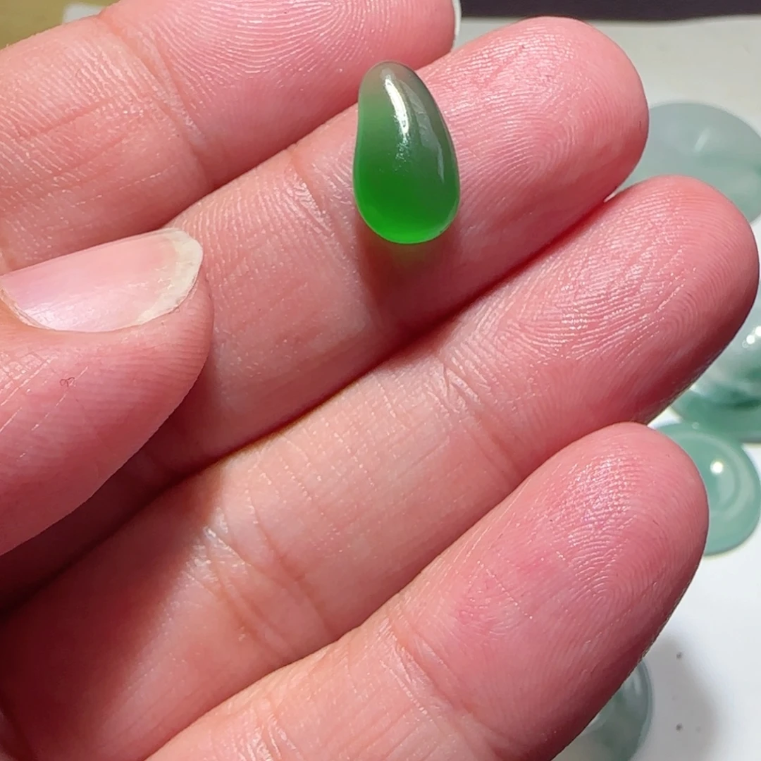 百***果定制翡翠未镶嵌天然翡翠瓜