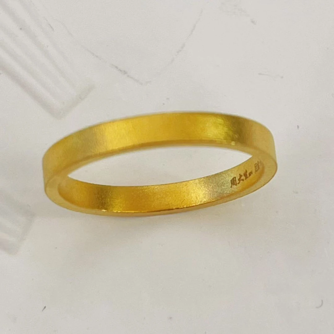 周大生足金古法细平面戒指
